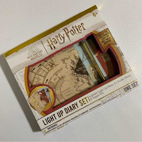 Harry Potter Wizarding World Light Up Diary Set-NIB - Picture 3 of 5